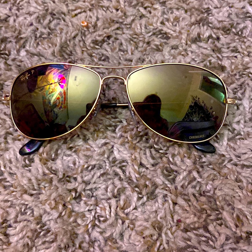 Gently used rayban chromance sunglasses